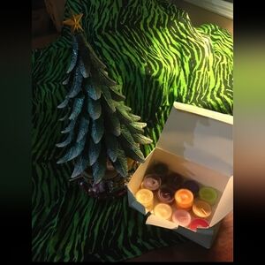 Party Lite Musical Glowing Tea Light Christmas Tree Candles